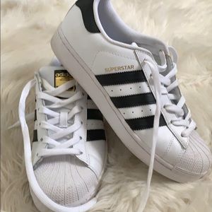 Adidas shell top